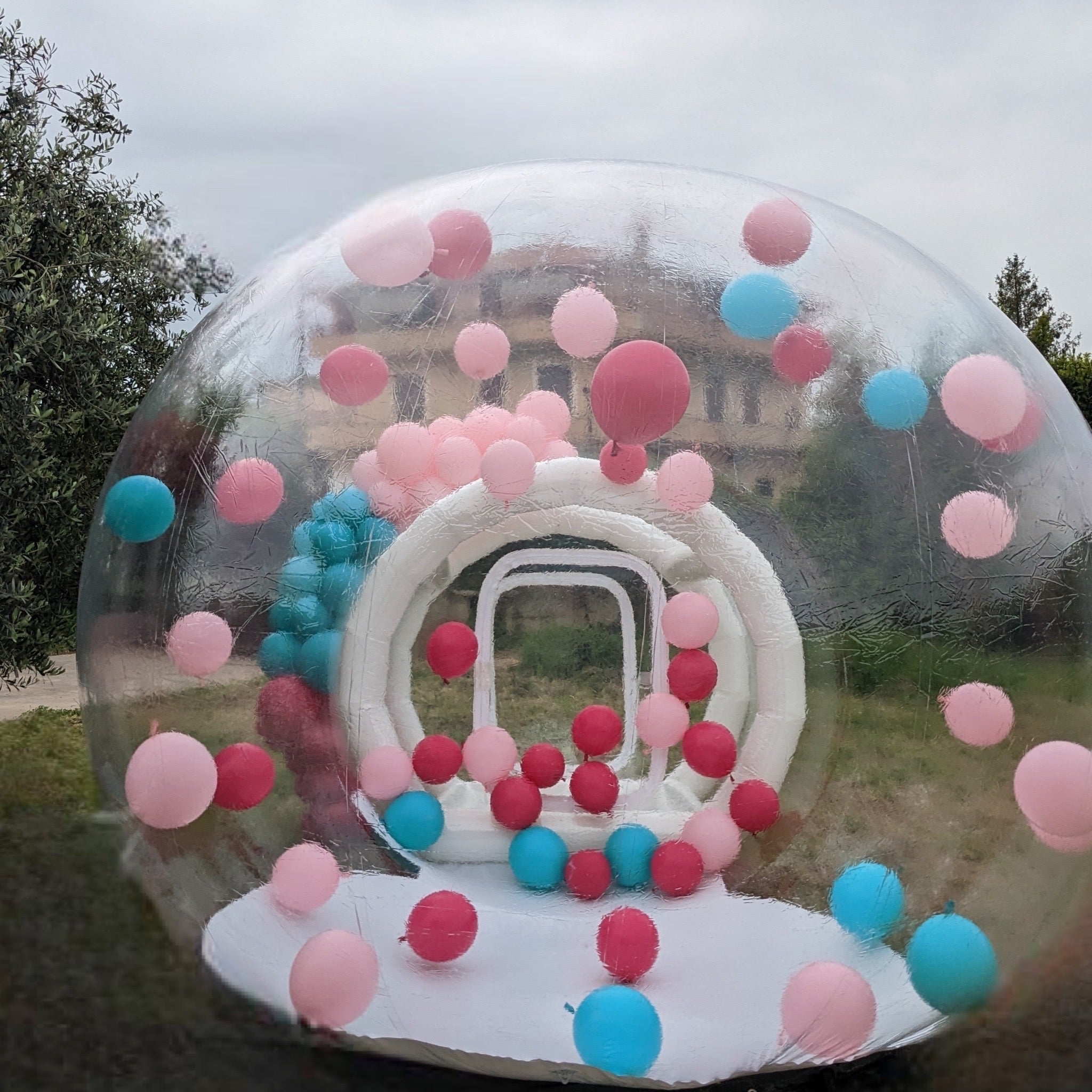 BALLOON BUBBLE HOUSE | IL GONFIABILE PERFETTO PER I TUOI LUXURY PARTY